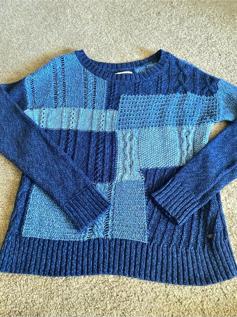 American Eagle Outfitters Blue Patchwork Knit Sweater Size Small